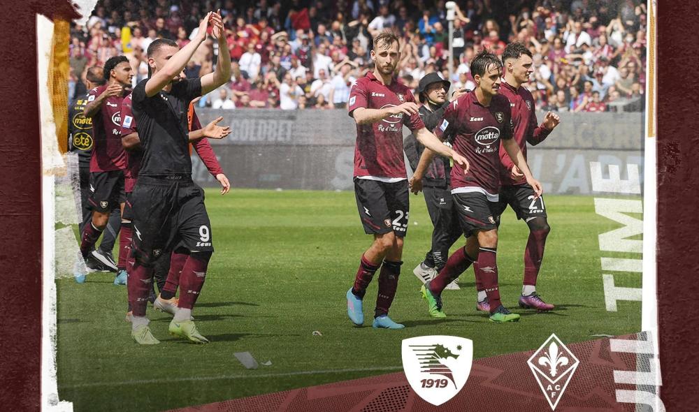  那不勒斯前锋组合默契，双人连线破门击败萨勒尼塔纳