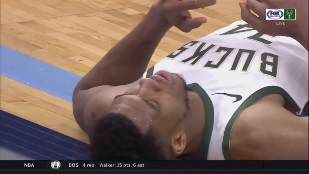  米德尔顿关键中投雄鹿险胜老鹰，特雷杨最后时刻失误致命