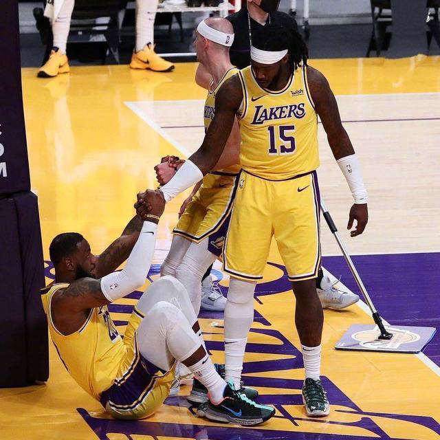  萨博尼斯两双国王加时险胜湖人延续黑马姿态  