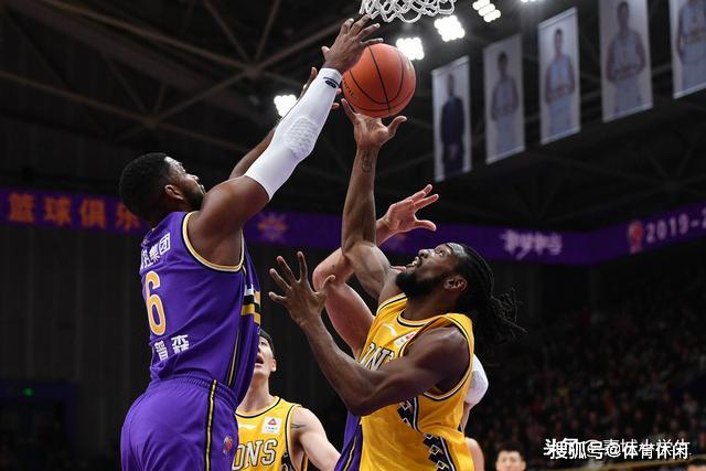  梅斯防守端集体梦游惨败给争冠集团球队